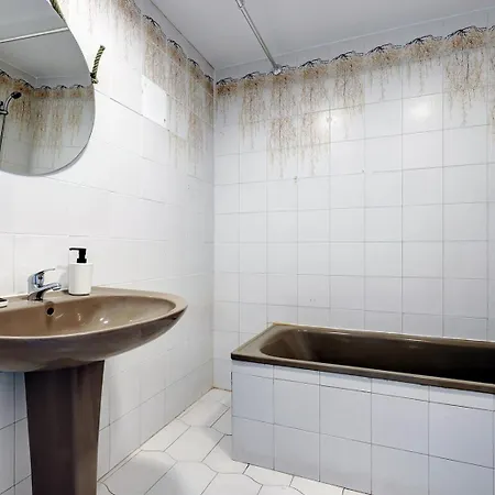 Charming In Benalbeach With Garden And Sea View Apartment
